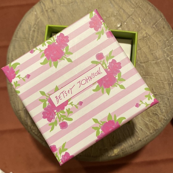 Betsey Johnson Butterly Charm Huggie Earrings 
NWT - Picture 4 of 4